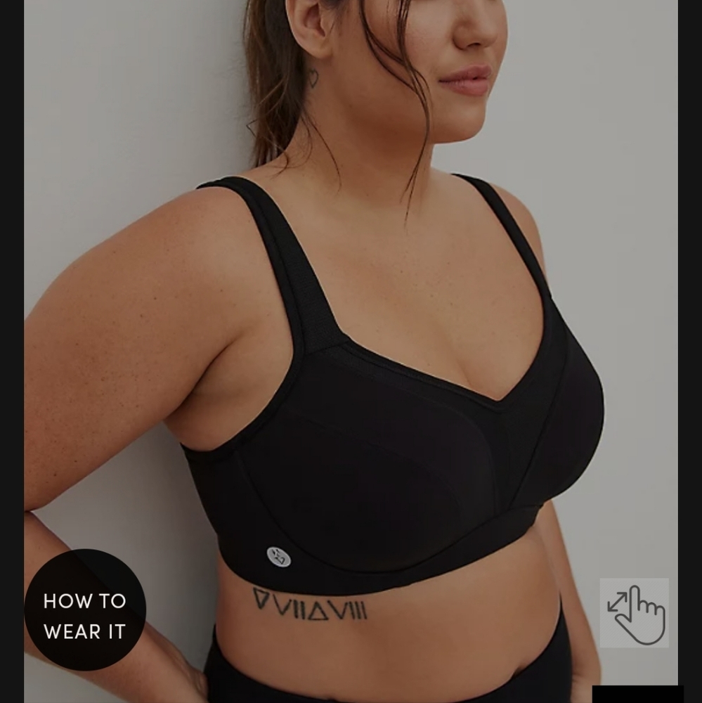 NWT Torrid  Black Mid impact underwire sports bra size 38C